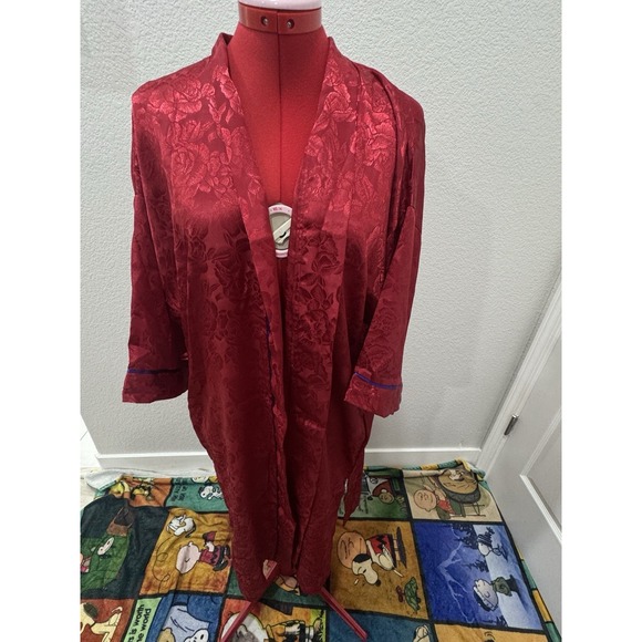 Victoria's Secret Other - Victoria's Secret Vintage Red Floral Robe Gold Label